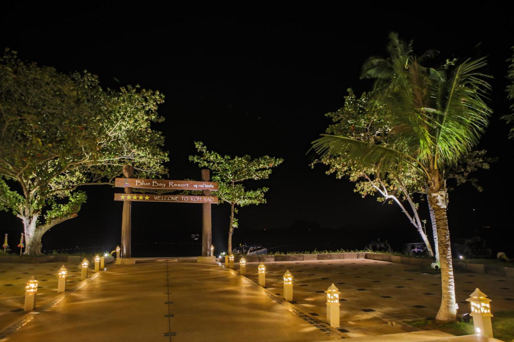 Blue Bay Resort - Access To Pool And Beach-Phuket & Krabi Ko Yao Exterior foto Entrance to the resort